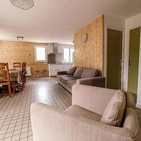 6 Personnes Avec Terrasse * Gedre